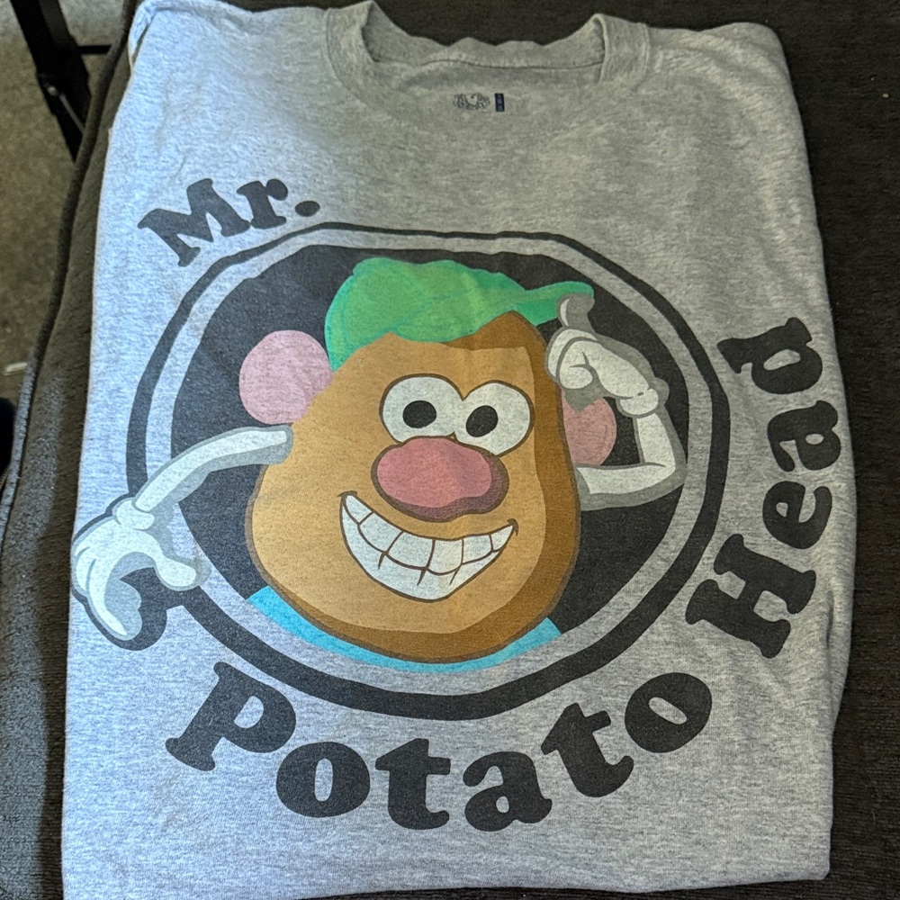 Fruit of the Loom Gray Crewneck T-Shirt
